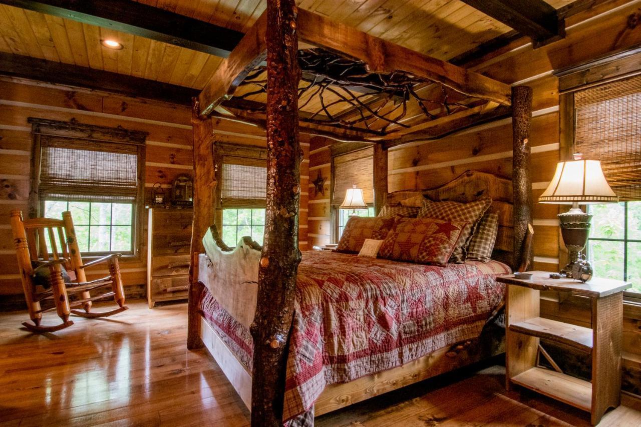 Отель Cherokee Mountain Cabins Llc Topton Экстерьер фото